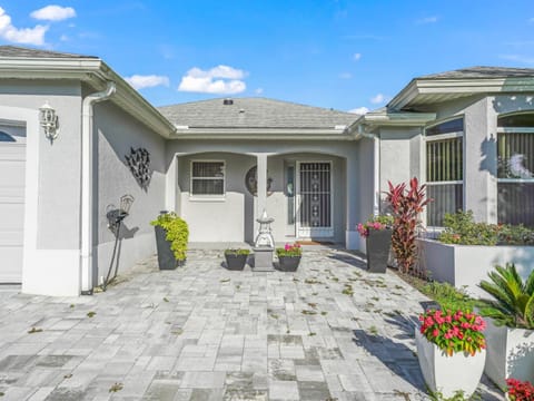 1257 Z2b VILLAGE OF DEL MAR by REMAX Premier House in Lady Lake