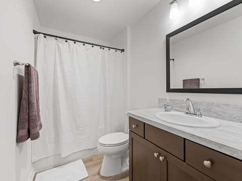 1642 Z5 VILLAGE OF LAKE DENHAM by REMAX Premier Villa in Leesburg