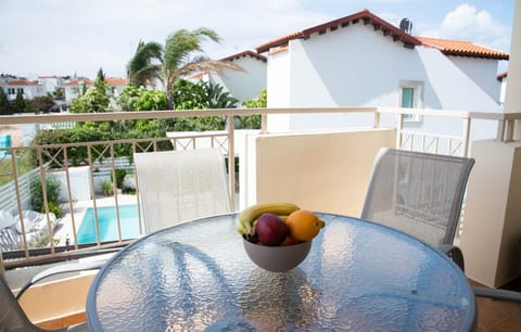 View (from property/room), Balcony/Terrace