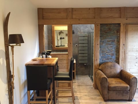 Shower, Coffee/tea facilities