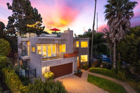 Property building, Garden, Garden view, Sunset, Parking