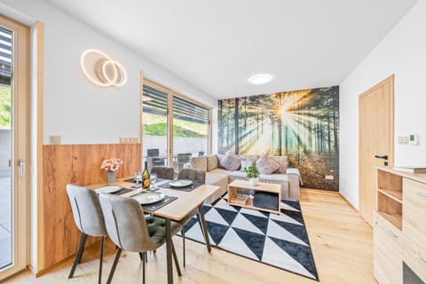 Living room, Seating area, Dining area