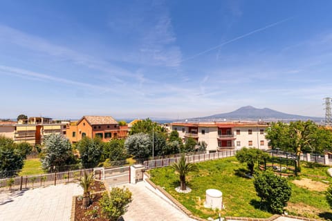City view, Garden view, Sea view