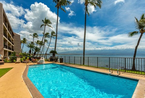 Lauloa 407 by Coldwell Banker Island Vacations Apartment in Maalaea
