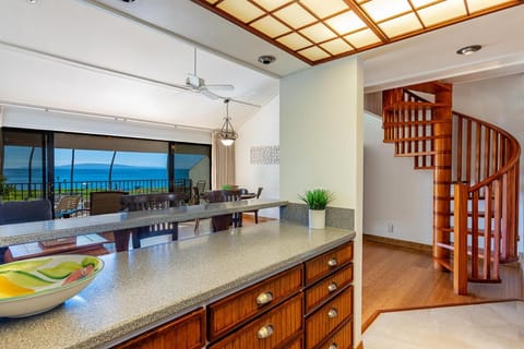 Maalaea Surf C10 by Coldwell Banker Island Vacations Apartment in Kalaepohaku