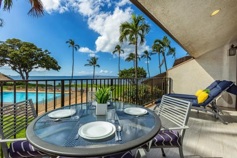 Maalaea Surf G8 by Coldwell Banker Island Vacations Apartment in Kalaepohaku