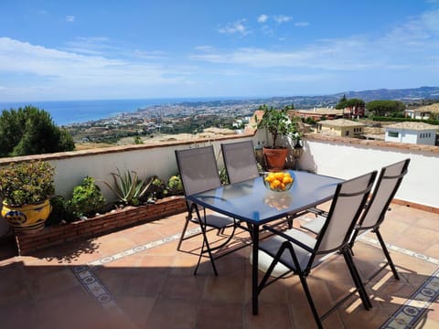 View (from property/room), Balcony/Terrace