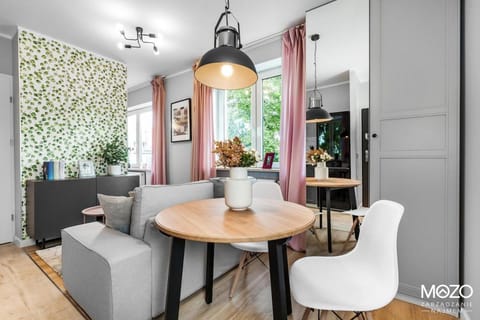 Hello Apartments Cozy Studio Hallera Apartment in Gdansk