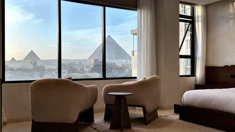 Photo of the whole room, Seating area, Landmark view