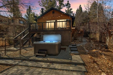 Property building, Hot Tub