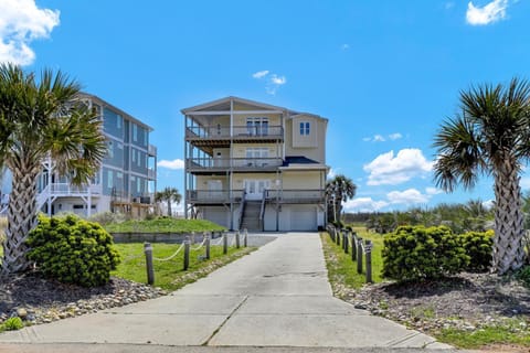 116 Scotch Bonnet Drive - Better Together House in Surf City