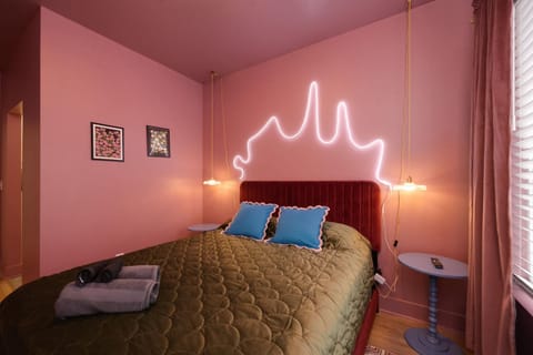 Outlaw Oasis Tranquil 2 BDR House in East Nashville