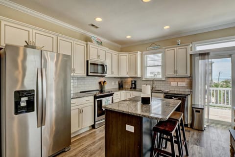 1716 N New River Dr - Turquoise Waters House in Surf City