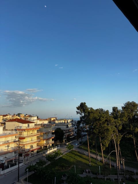 Enjoy Riga & Jurmala in Nea Kallikratia Apartment in Halkidiki