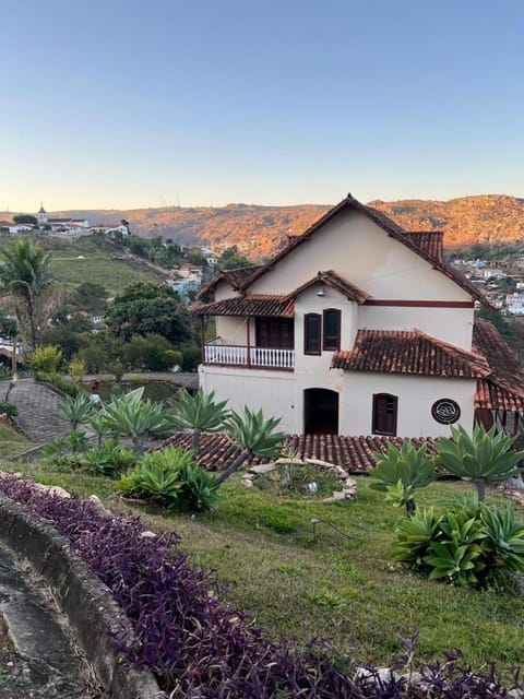 Property building, Natural landscape, Garden, Mountain view