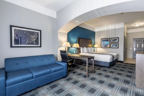 Bed, Living room, Seating area