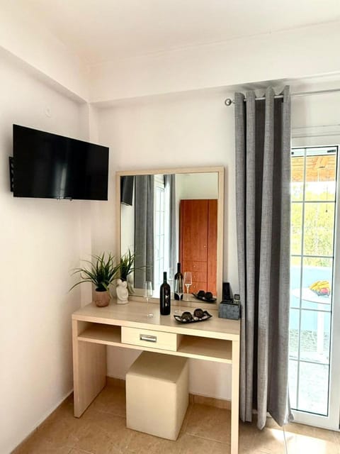 TV and multimedia, Dining area