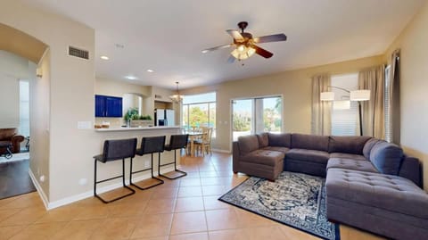 Sleeps 10 Heated Pool Putt Putt Dogs Welcome House in Chandler