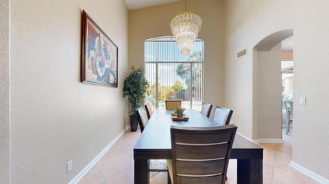 Sleeps 10 Heated Pool Putt Putt Dogs Welcome House in Chandler