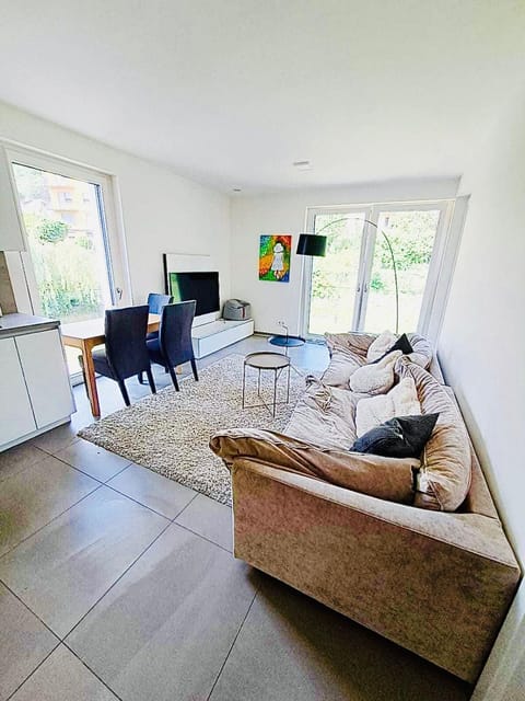 Beautiful Flat with garden view, terrace and parking-105 Apartment in Luxembourg