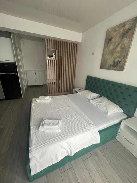 Bed, Photo of the whole room, Bedroom, towels, wardrobe