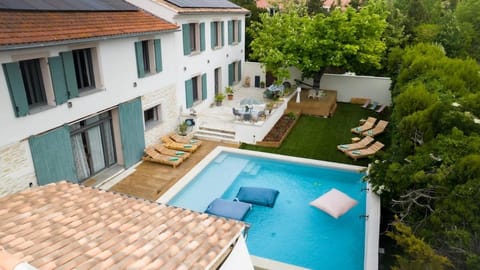 Garden, Garden, Balcony/Terrace, Swimming pool, Swimming pool, sunbed