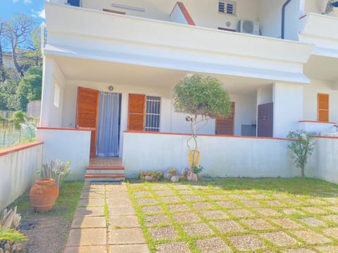 Property building, Garden