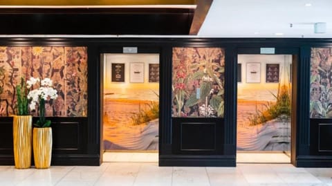 elevator, acessibility