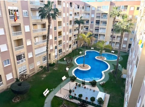 Day, Natural landscape, Garden, Garden, Garden view, Pool view, Swimming pool, Swimming pool