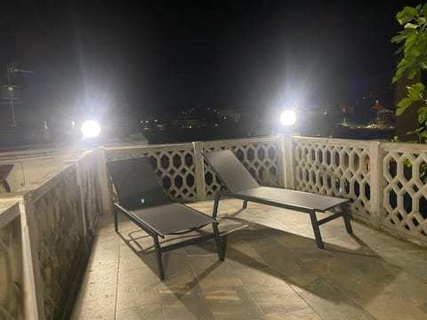 Night, View (from property/room), Balcony/Terrace