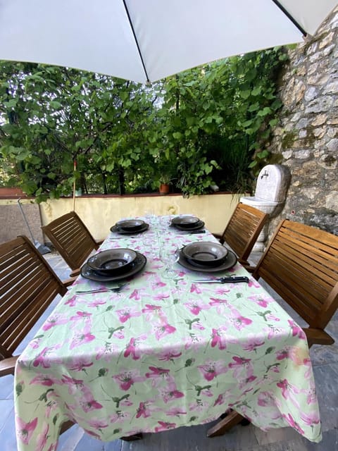 Spring, Balcony/Terrace, Dining area