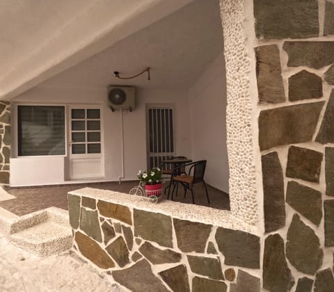 Almyra Apartment in Messenia