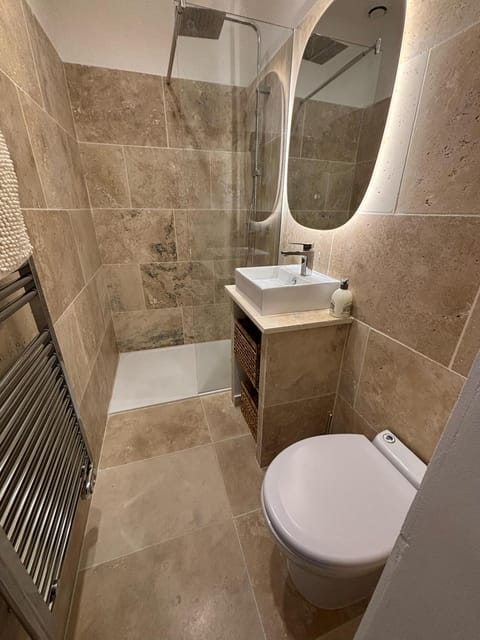 Rêve de Vacances Insolite Palais Lascaris Vue Montagne et Village Médiéval Apartment in Menton