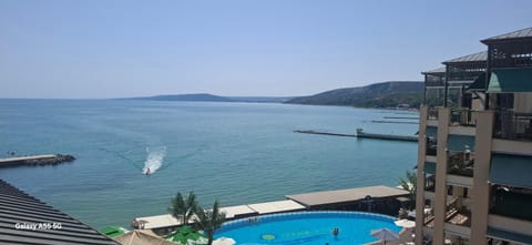 Property building, Day, Pool view, Sea view, Swimming pool