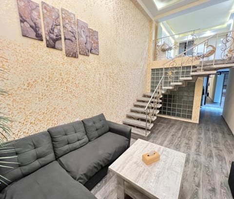 Facade/entrance, Living room, Seating area