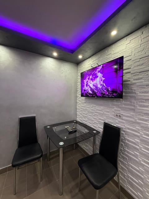 Element Apartman Obrenovac, Privatni Parking Apartment in Zlatibor District, Serbia