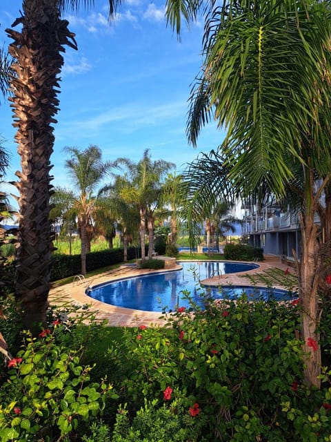 Garden, Swimming pool