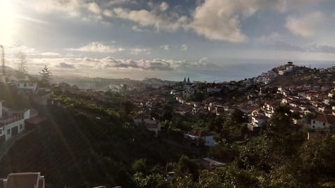 Day, Natural landscape, On site, City view, Sea view, Sunrise