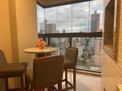 BBQ facilities, Dining area, City view