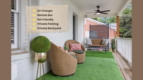 Lake Oliver Cottage Villa in Phenix City