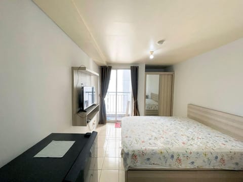 TV and multimedia, Photo of the whole room, Bedroom