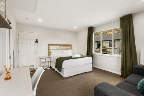 Bed, Seating area, Bedroom, towels