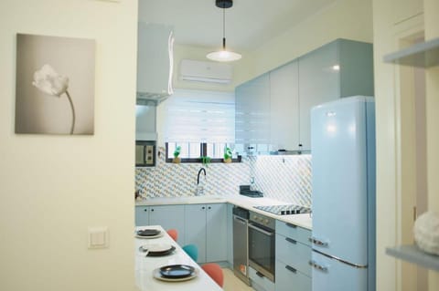 Cozy & Luxurious 70m2 apartment Apartment in Athens