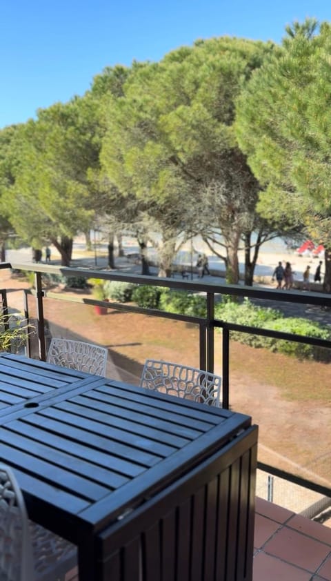 View (from property/room), Balcony/Terrace