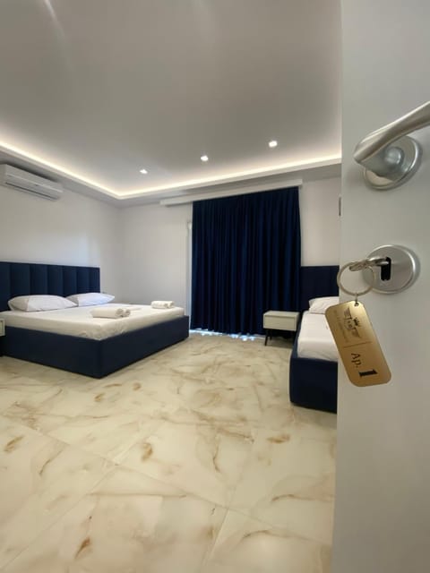 Bed, Photo of the whole room, Bedroom, towels, air conditioner