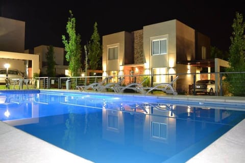 Garden, Swimming pool