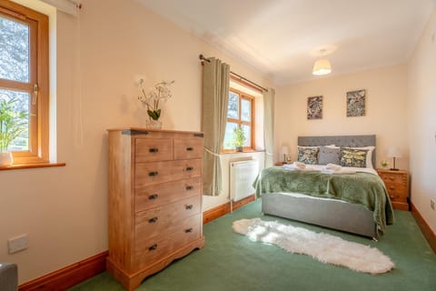 Pendle View Gatehouse Lakeside Stay House in Ribble Valley District