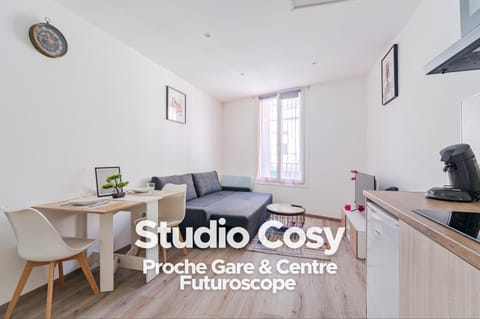 Property building, Living room, concierge