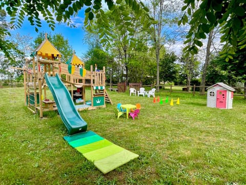 Day, Natural landscape, Children play ground, Children play ground, Garden, Garden view