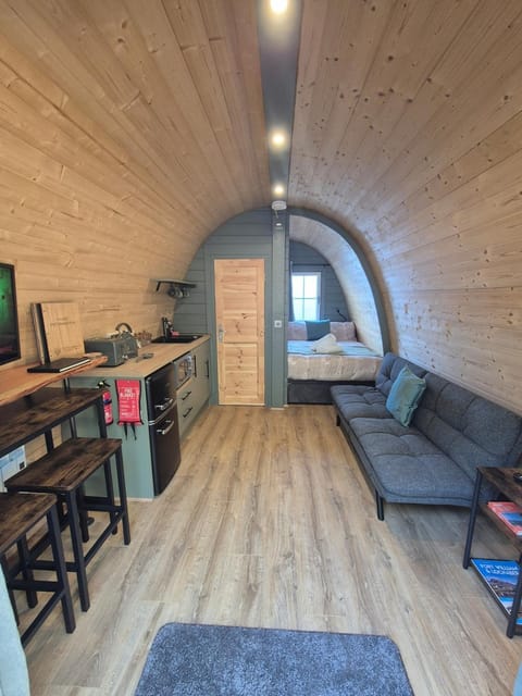 Little Abrach Pod Apartment in Fort William